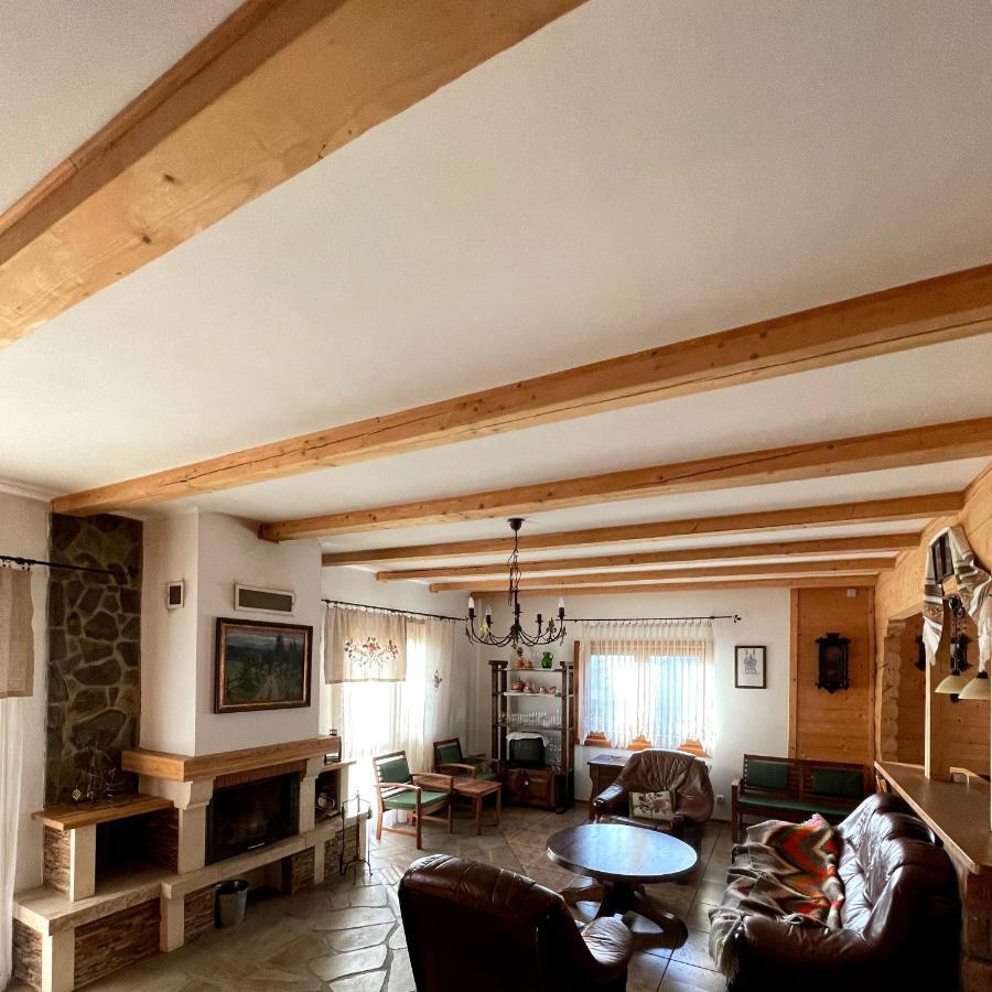 На Полумистому Villa Mikulicsin Kültér fotó