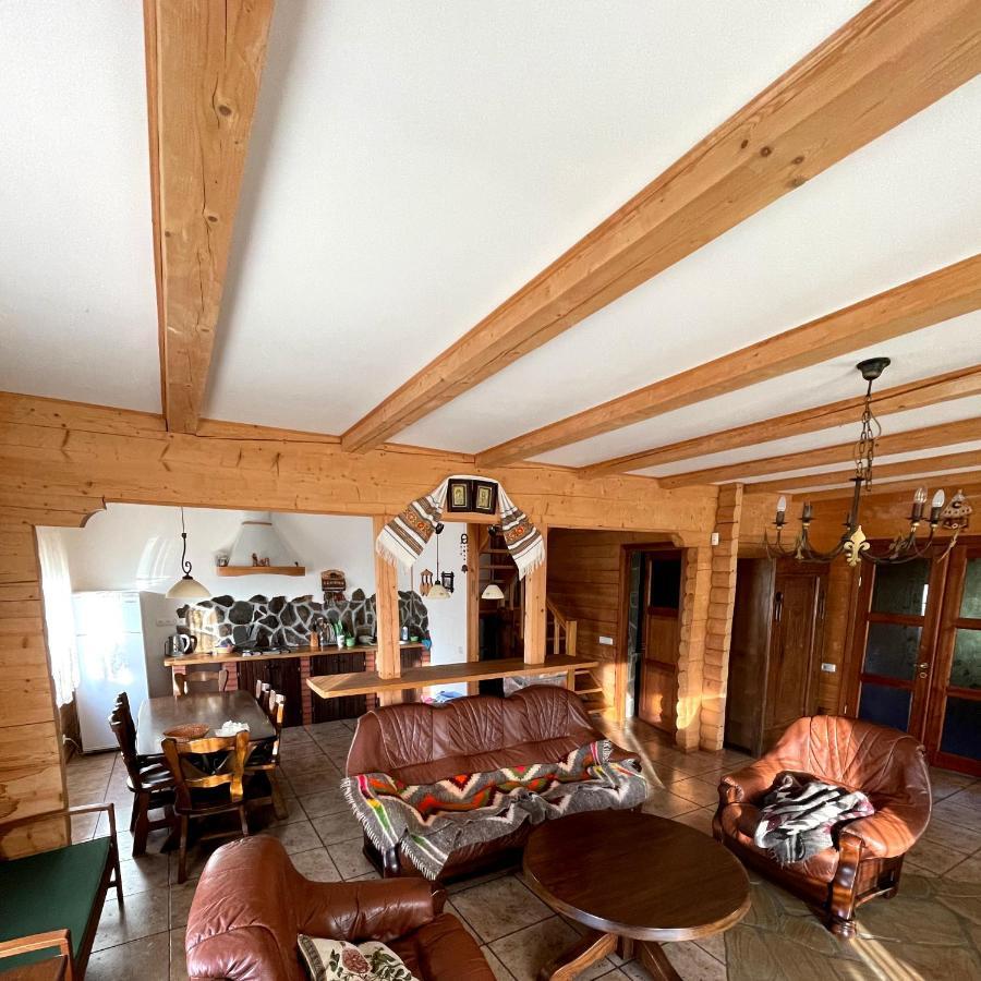На Полумистому Villa Mikulicsin Kültér fotó